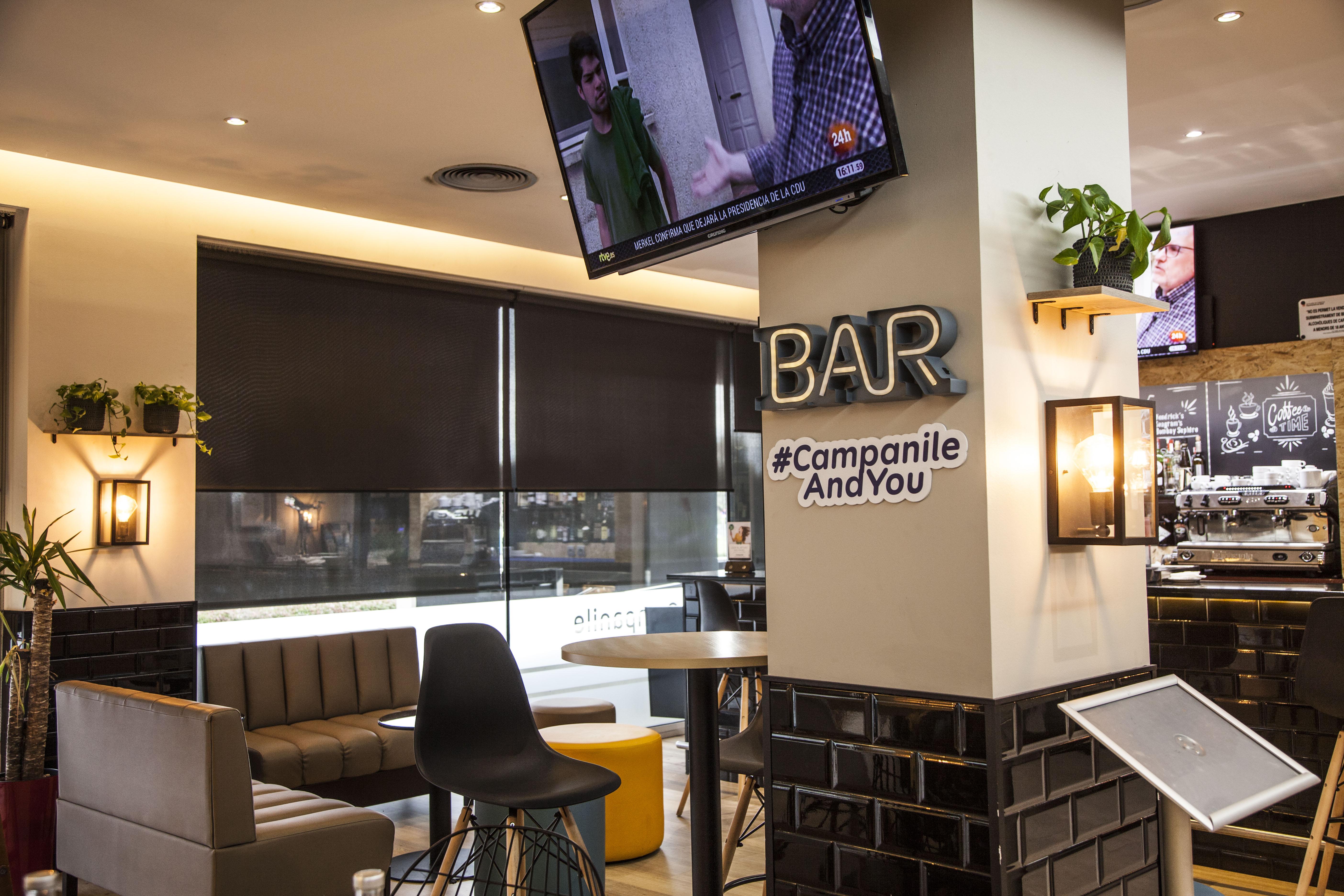 Hotel Campanile Barcelona Sud - Cornella Cornellà de Llobregat Esterno foto