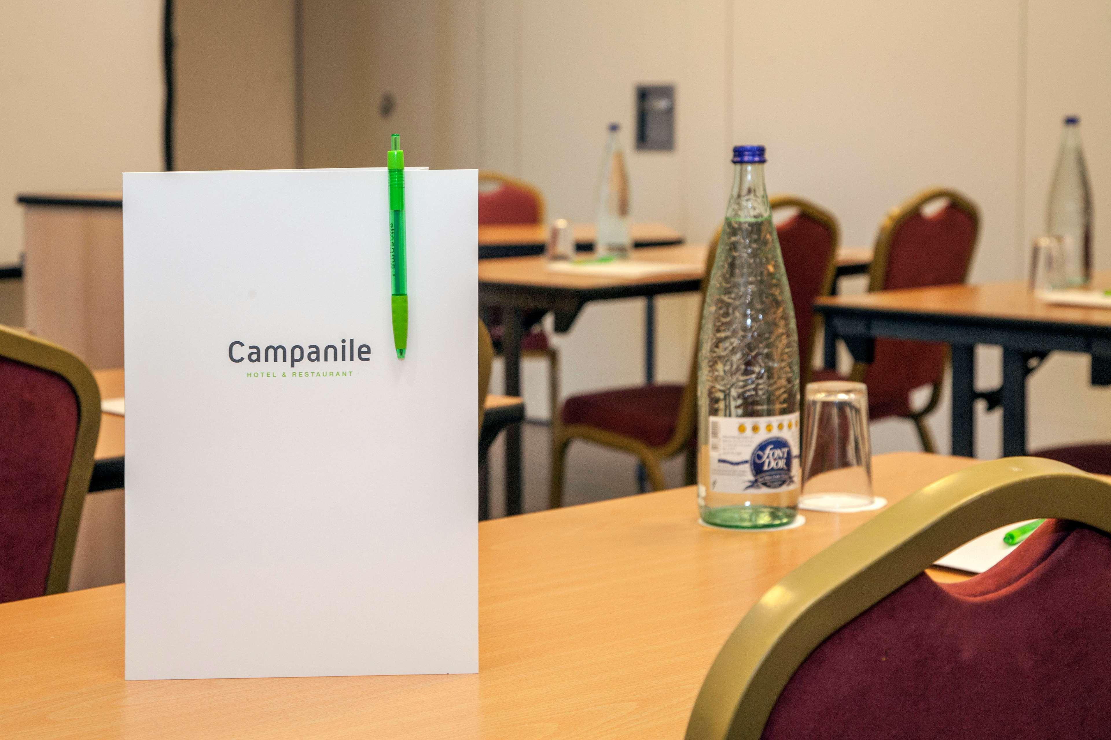 Hotel Campanile Barcelona Sud - Cornella Cornellà de Llobregat Esterno foto