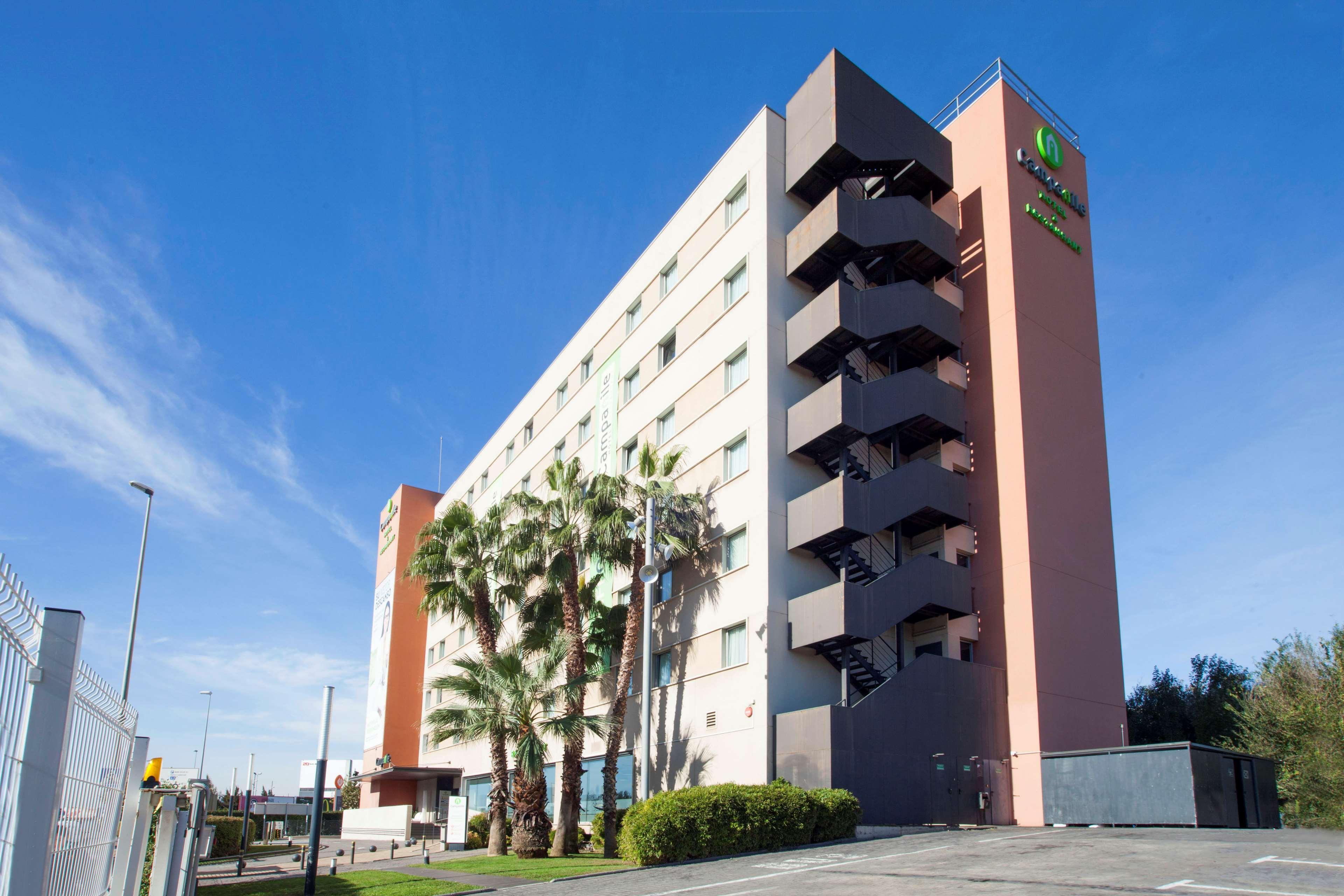 Hotel Campanile Barcelona Sud - Cornella Cornellà de Llobregat Esterno foto